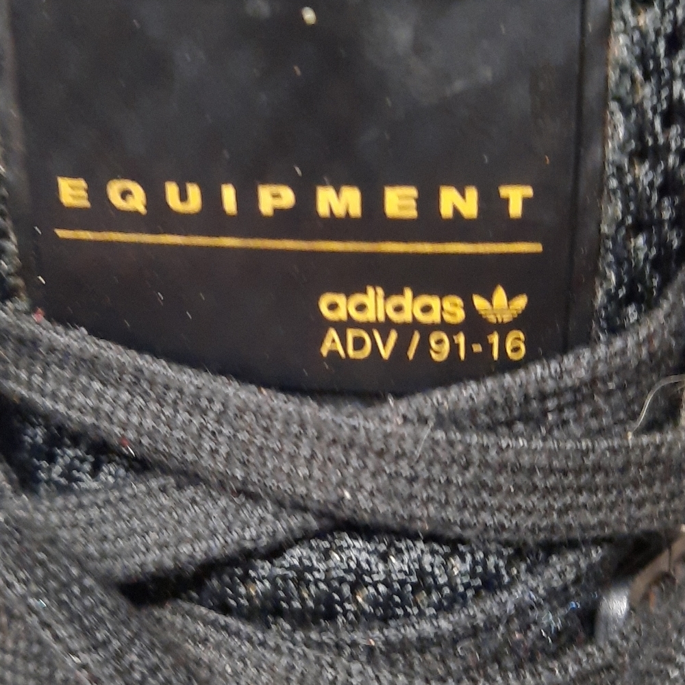 Adidas black & gold sneakers shoes - Picture 9 of 10
